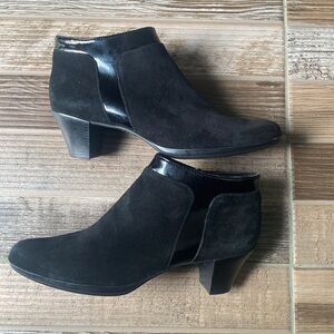 Munro Women's Hope Boot Black Suede Bootie Block Heel